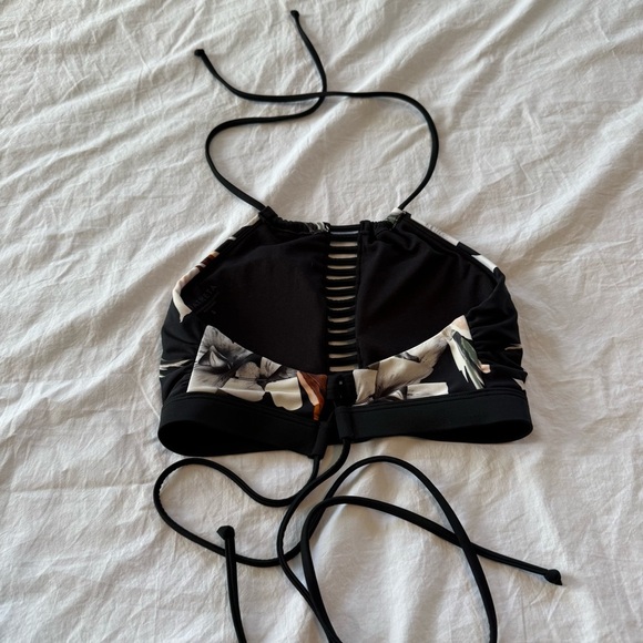 Athleta Strappy Floral Bikini Top, Size S - Picture 4 of 5
